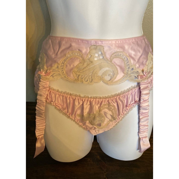 Vintage lingerie set - Picture 7 of 9